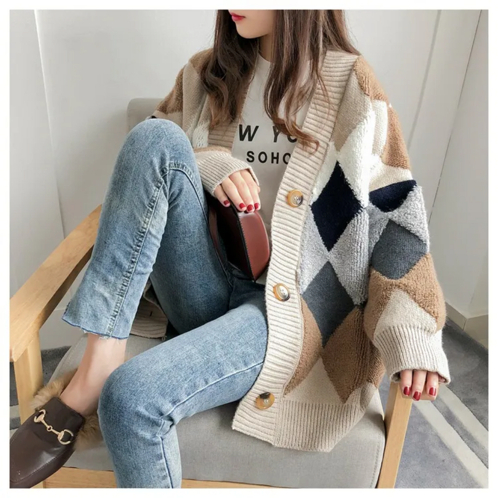 Maria | Women's Printed Oversized Cardigan – Soft V-Neck Button-Up Knit for Autumn Layering