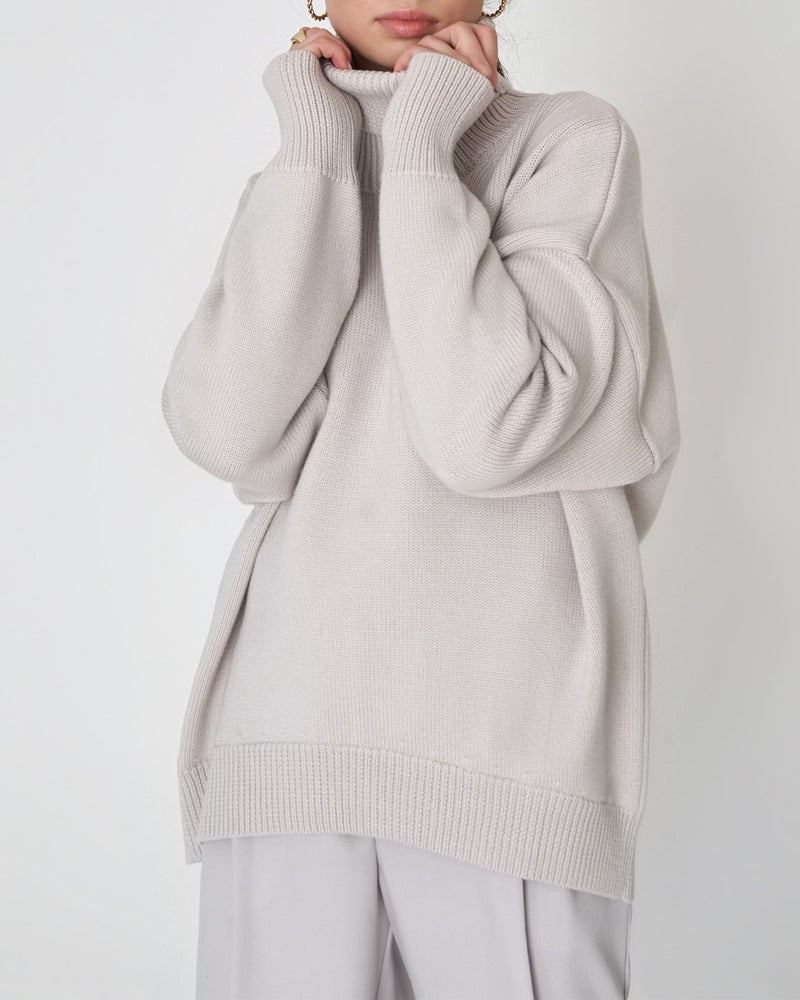 Mae | Women's Oversized Turtleneck Sweater – Relaxed Winter Knit for Everyday Layering