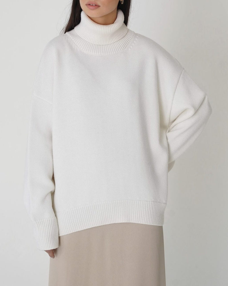 Mae | Women's Oversized Turtleneck Sweater – Relaxed Winter Knit for Everyday Layering