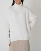 Mae | Women's Oversized Turtleneck Sweater – Relaxed Winter Knit for Everyday Layering
