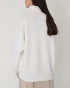 Mae | Women's Oversized Turtleneck Sweater – Relaxed Winter Knit for Everyday Layering