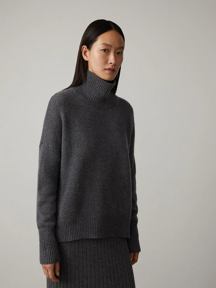 Jennifer | Women's Cashmere Blend Roll-Neck Jumper – Soft Knit for Autumn and Winter