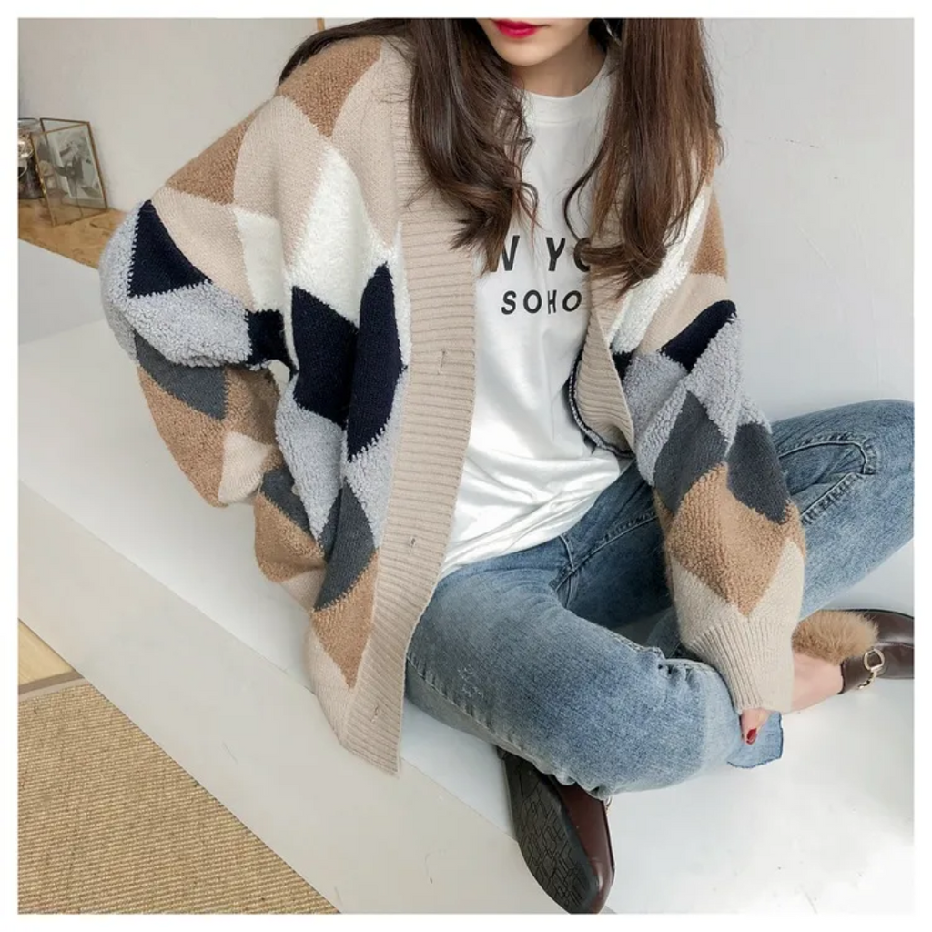 Maria | Women's Printed Oversized Cardigan – Soft V-Neck Button-Up Knit for Autumn Layering