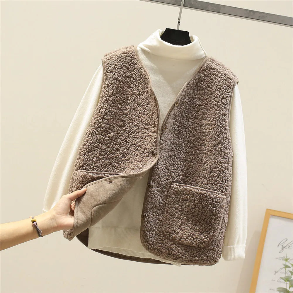 Clementine | Women's Soft Teddy Bodywarmer Vest – Relaxed Button-Up Sleeveless Layer with Pockets for Casual Autumn Winter Everyday Wear