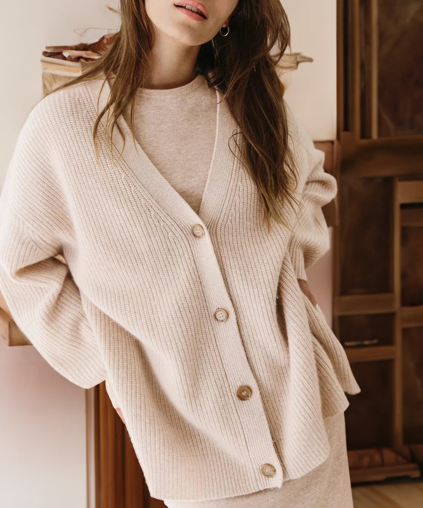 Rose | Women's Oversized Knit Cardigan – Soft Button-Front Layer for Office and Relaxed Days