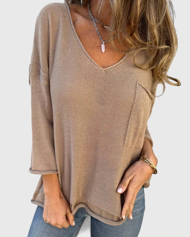 Kristen | Women's Relaxed V-Neck Knitted Top – Lightweight Long Sleeve Layer for Spring and Autumn