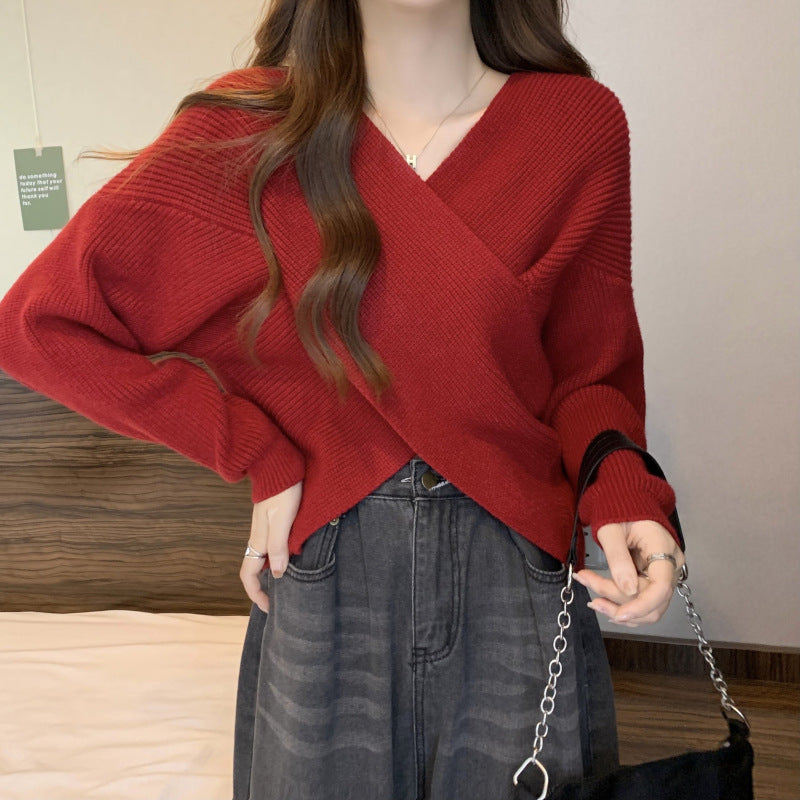 Lisa | Women's Wrap-Front V-Neck Knit Sweater – Cropped Relaxed Pullover for Feminine Everyday Styling