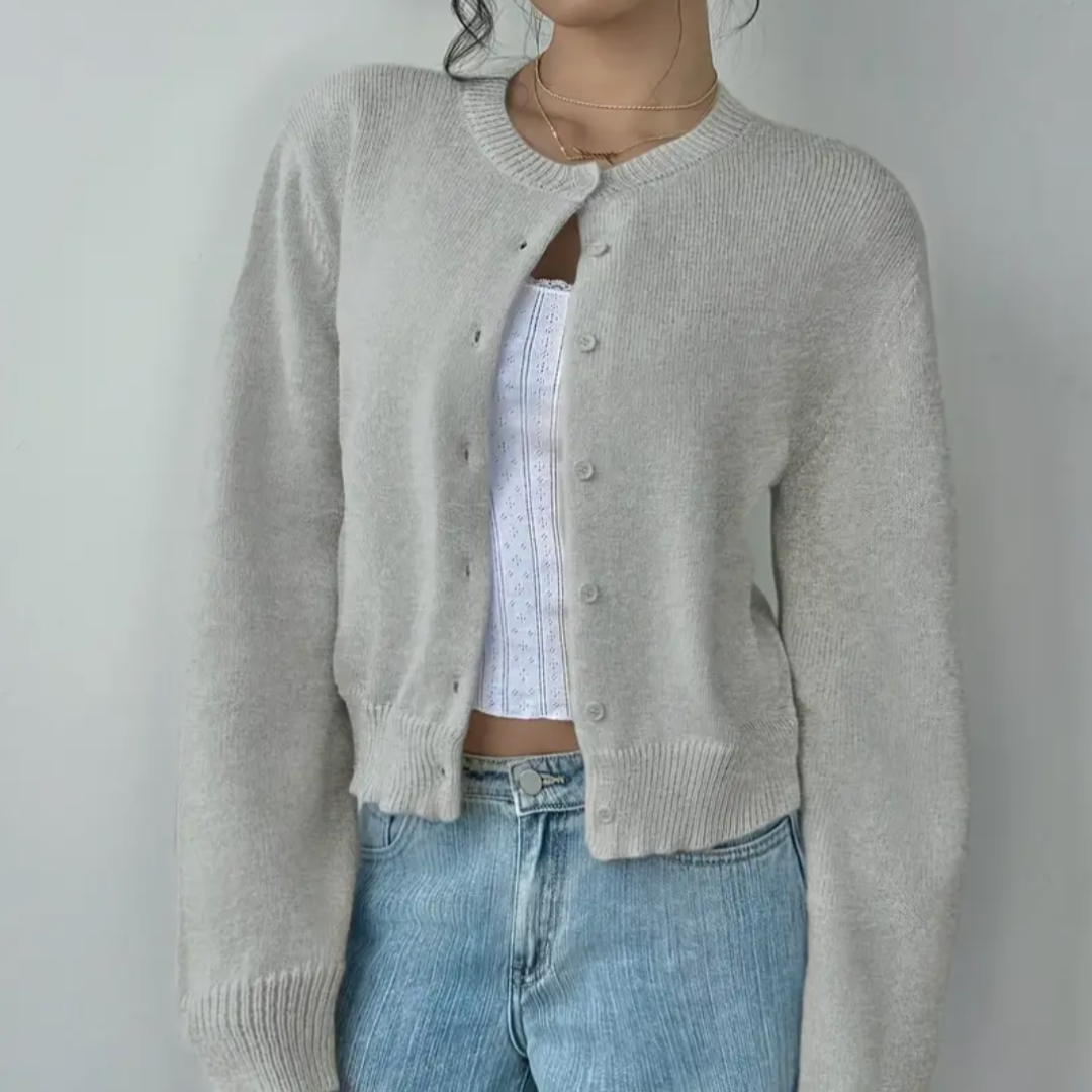 Kelly | Women's Cropped Button-Front Cardigan – Round-Neck Knit for Everyday Layering