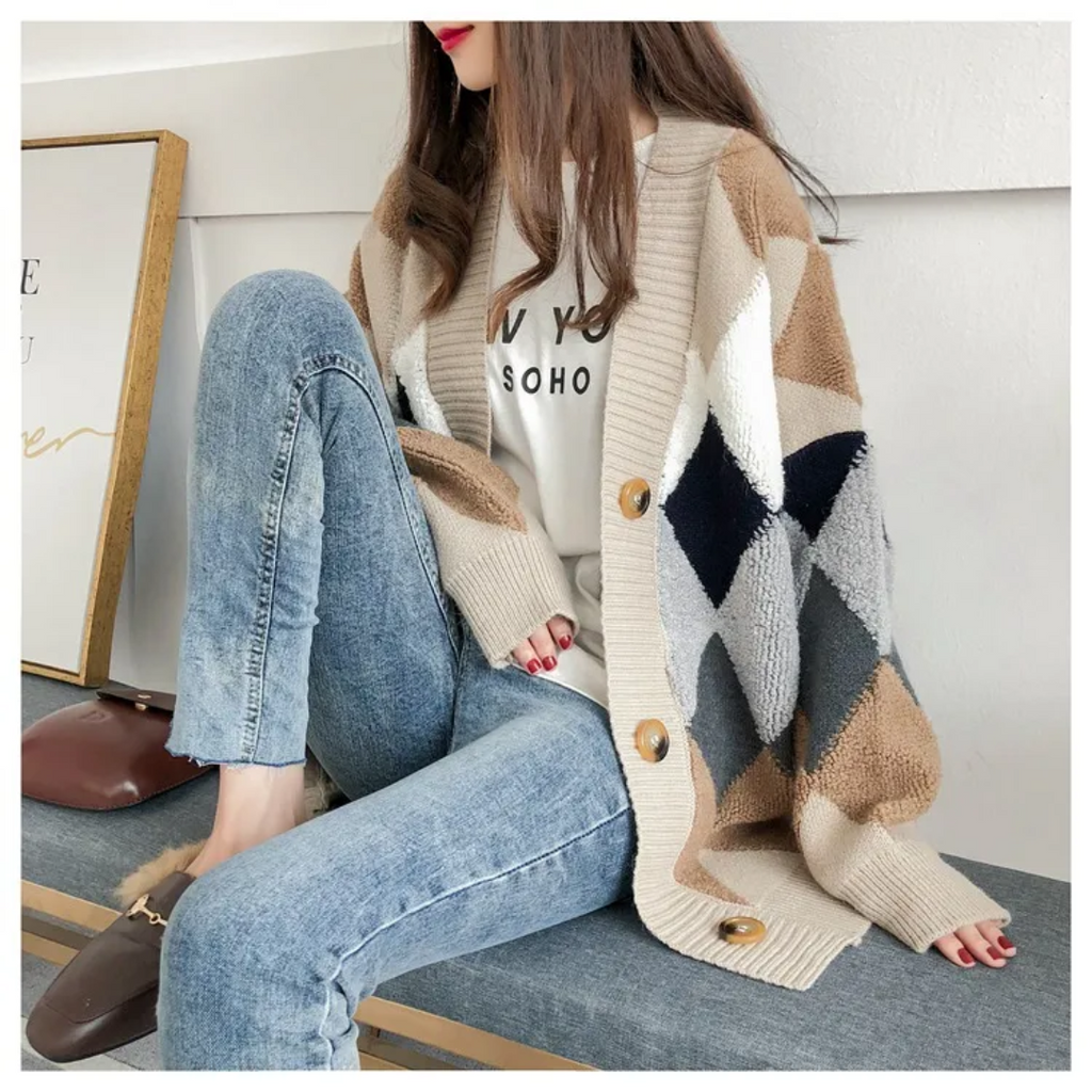 Maria | Women's Printed Oversized Cardigan – Soft V-Neck Button-Up Knit for Autumn Layering