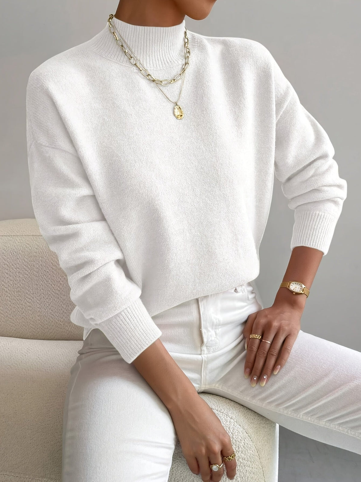 Nora | Women's Mock Neck Sweater – Soft Minimalist Knit for Autumn and Winter